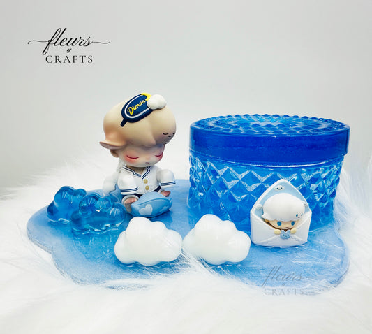 [Functional Desk Display] (M) - Dreams